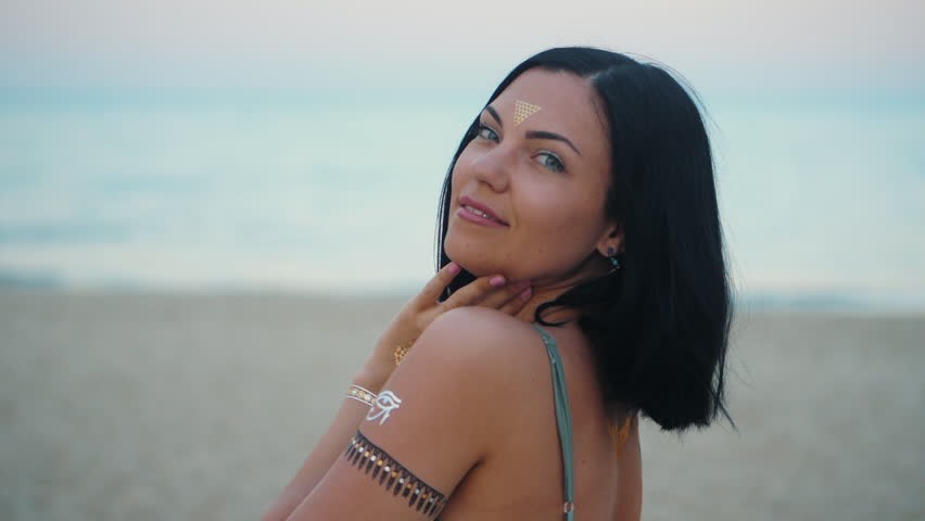 outdoor sexy flash video Lesbian nylon feet